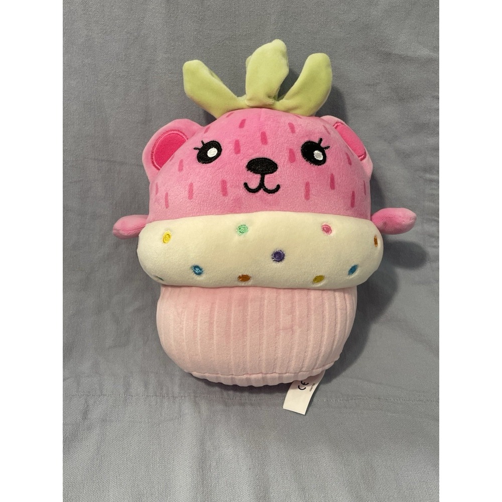 NEW Moriah Elizabeth 8" Cupcake Mystery Plush Stuffed Animal Toy - Strawbeary